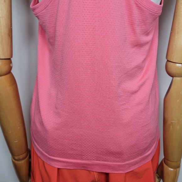 Lululemon Swiftly Tech Racerback Tank Pink Size 8 - Picture 8 of 10